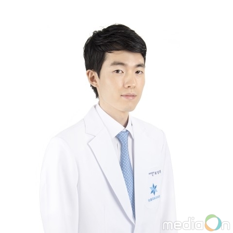 미사 눈꽃피부과의원 “단시간에 점이 커진 것 같다면 피부종양 의심해보아야”